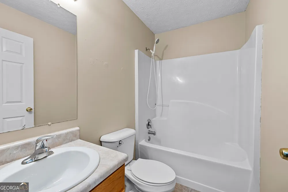 1336 Martin Mill RD Moreland, GA 30259