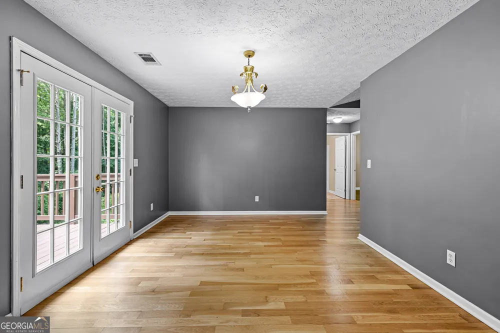 1336 Martin Mill RD Moreland, GA 30259