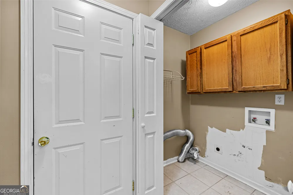 1336 Martin Mill RD Moreland, GA 30259