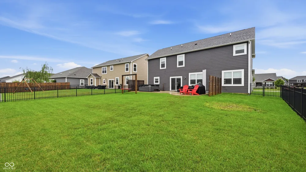 147 Carrick Glen Boulevard Pendleton, IN 46064