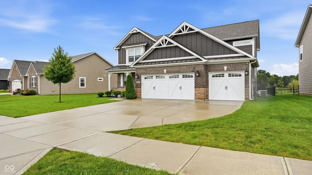 147 Carrick Glen Boulevard Pendleton, IN 46064