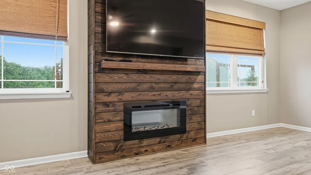 147 Carrick Glen Boulevard Pendleton, IN 46064