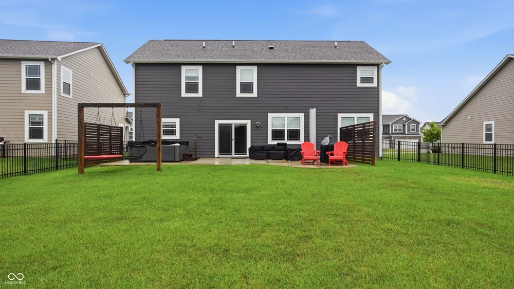 147 Carrick Glen Boulevard Pendleton, IN 46064