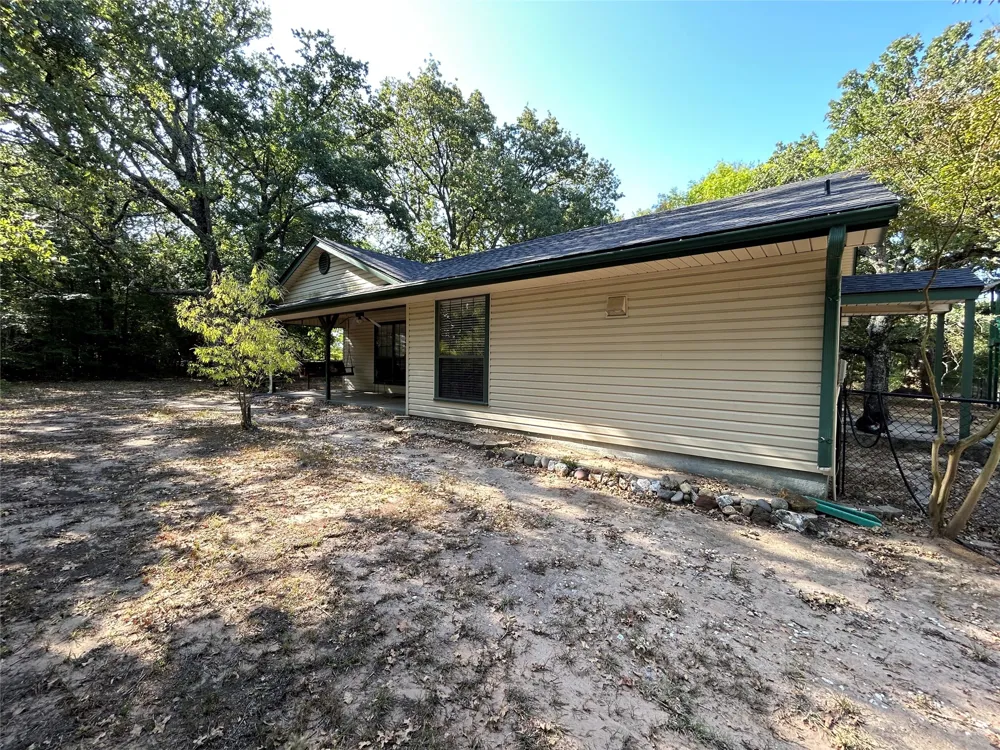 1799 County Road 4128 Cumby, TX 75433