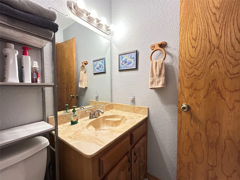 1799 County Road 4128 Cumby, TX 75433