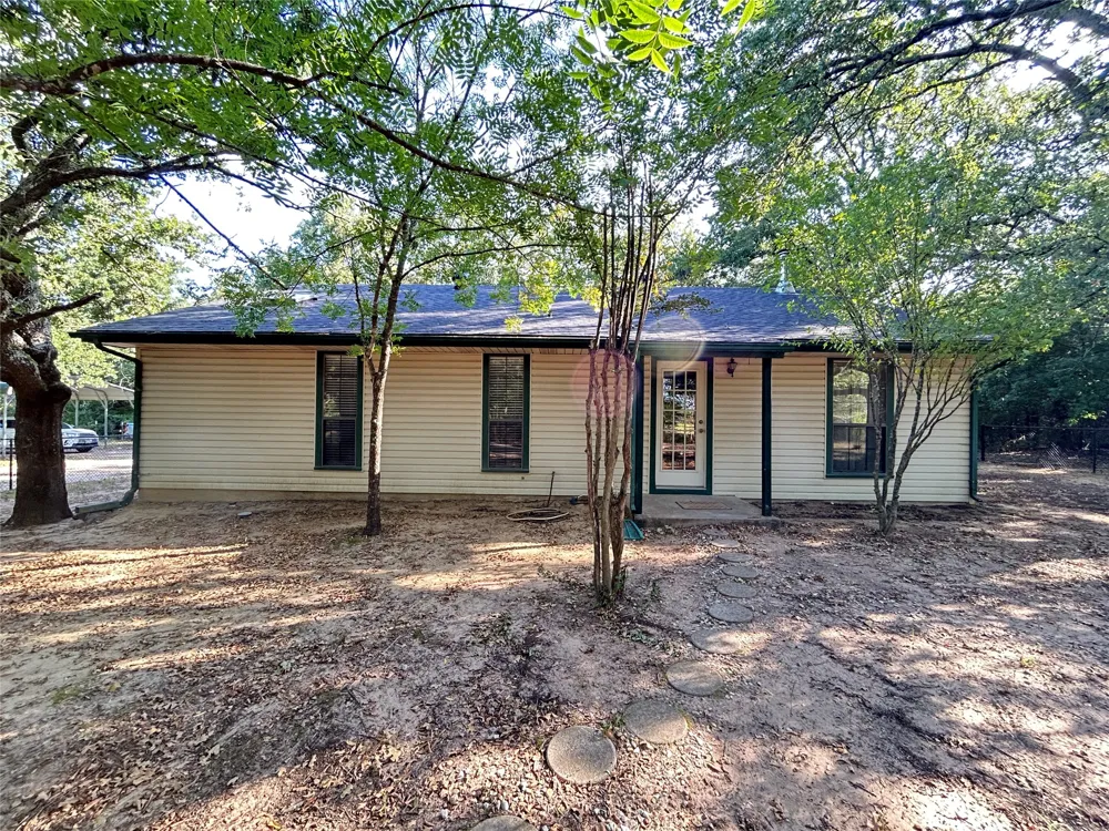 1799 County Road 4128 Cumby, TX 75433