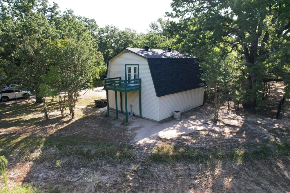 1799 County Road 4128 Cumby, TX 75433