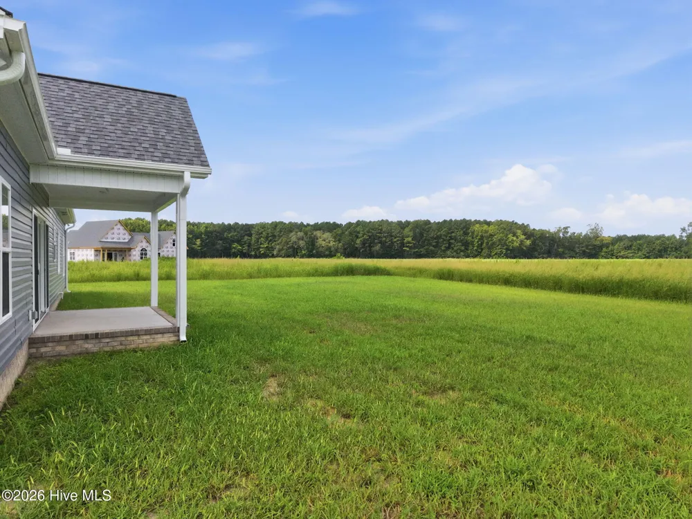 2756 Covent Drive Farmville, NC 27828