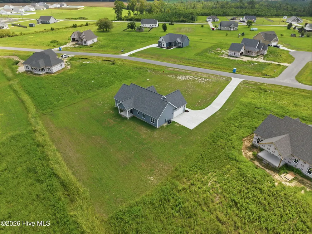 2756 Covent Drive Farmville, NC 27828