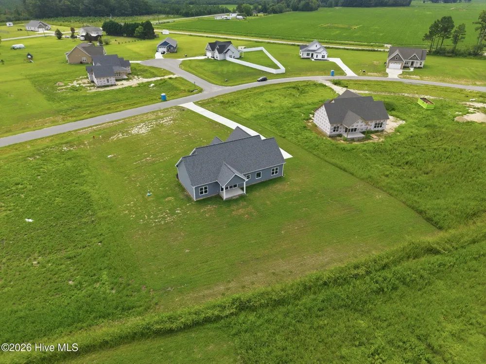 2756 Covent Drive Farmville, NC 27828