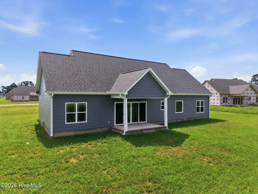 2756 Covent Drive Farmville, NC 27828