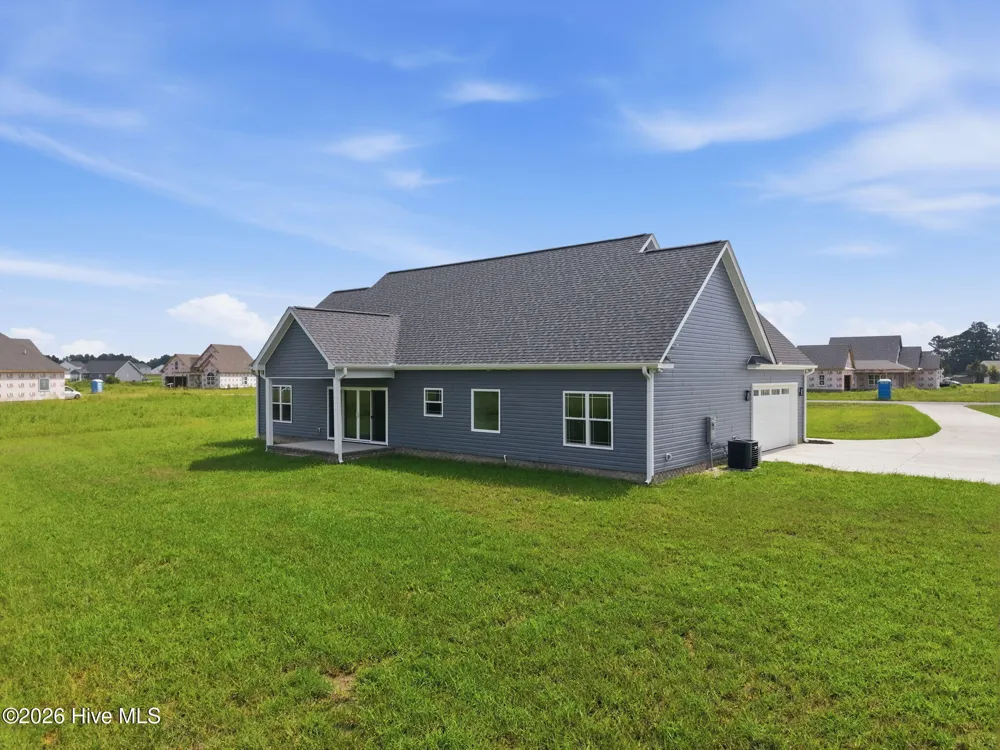 2756 Covent Drive Farmville, NC 27828