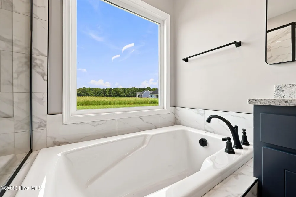 2756 Covent Drive Farmville, NC 27828