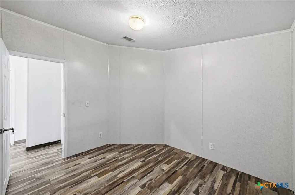 357 Dallas Street Bandera, TX 78003