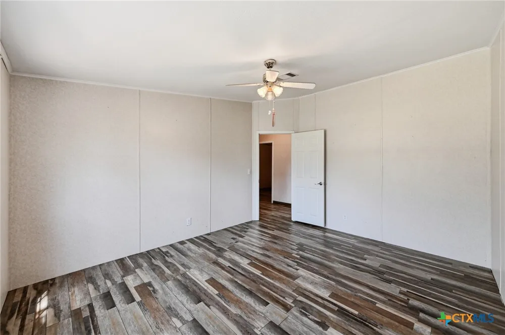 357 Dallas Street Bandera, TX 78003