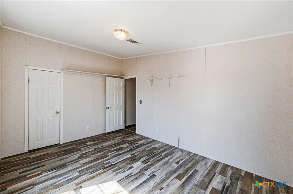 357 Dallas Street Bandera, TX 78003