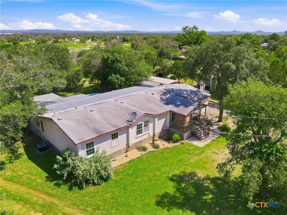 357 Dallas Street Bandera, TX 78003