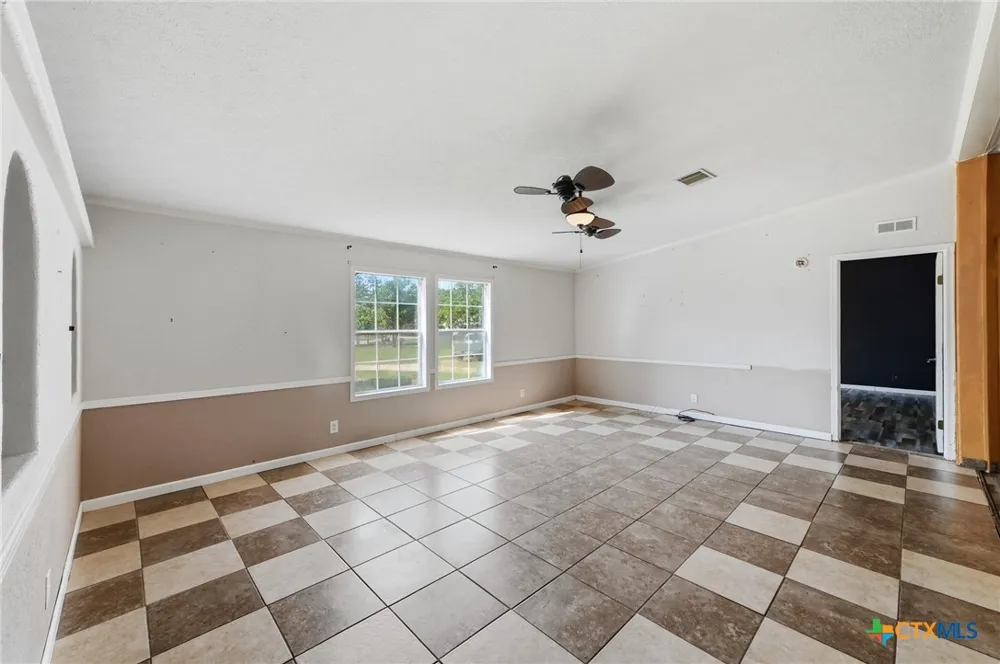 357 Dallas Street Bandera, TX 78003