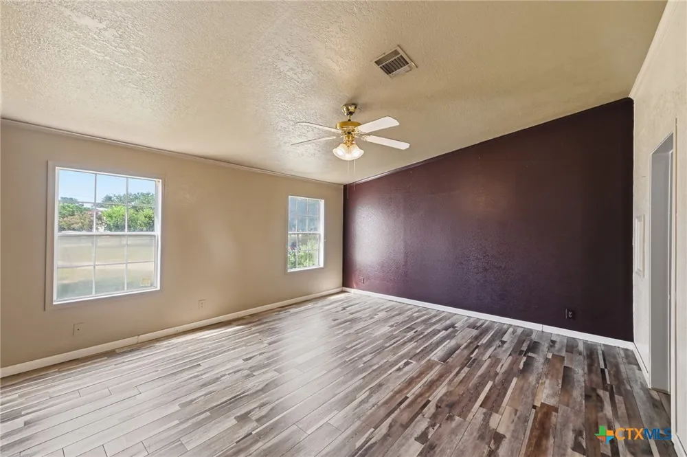 357 Dallas Street Bandera, TX 78003