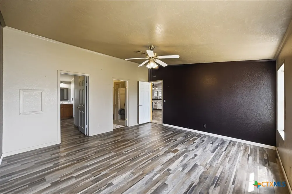 357 Dallas Street Bandera, TX 78003