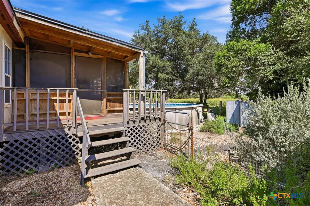 357 Dallas Street Bandera, TX 78003