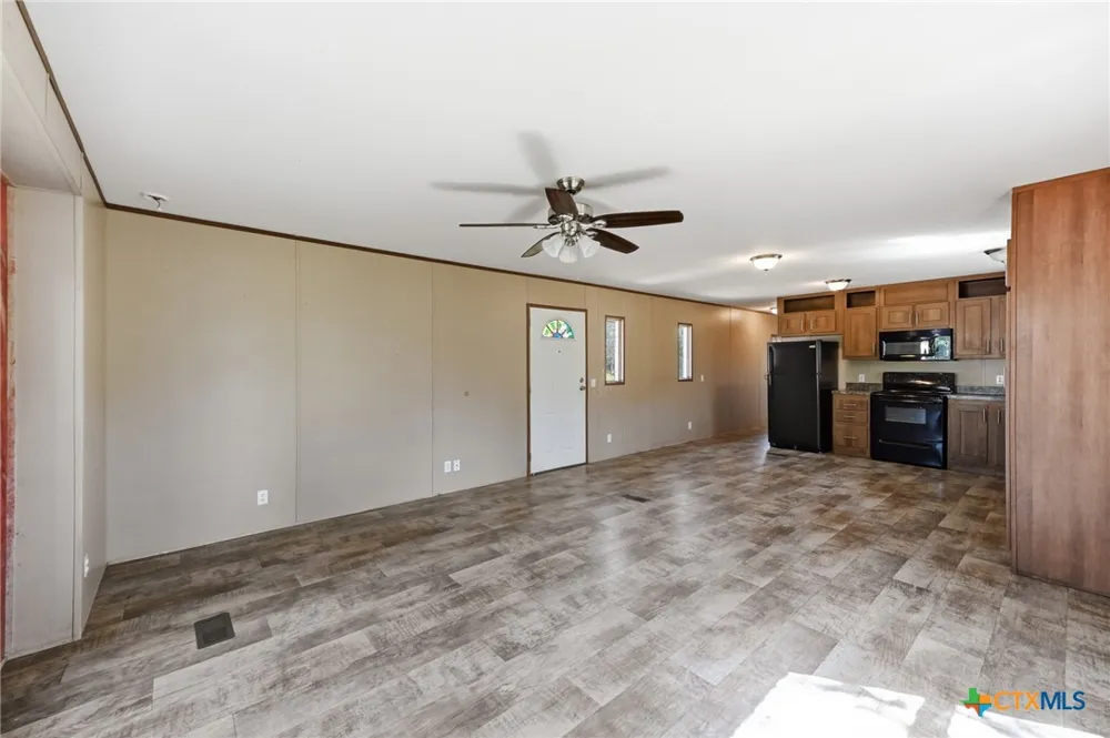 357 Dallas Street Bandera, TX 78003