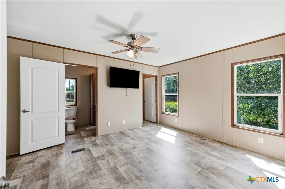 357 Dallas Street Bandera, TX 78003