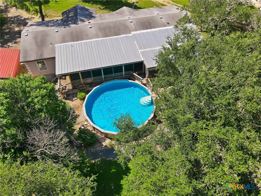 357 Dallas Street Bandera, TX 78003