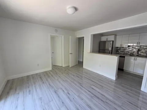 1605 E BROWARD BOULEVARD #6