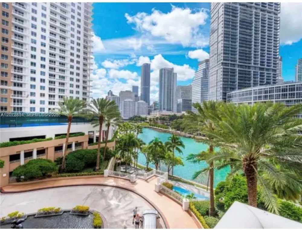 901 Brickell Key Blvd #702 Miami, FL 33131