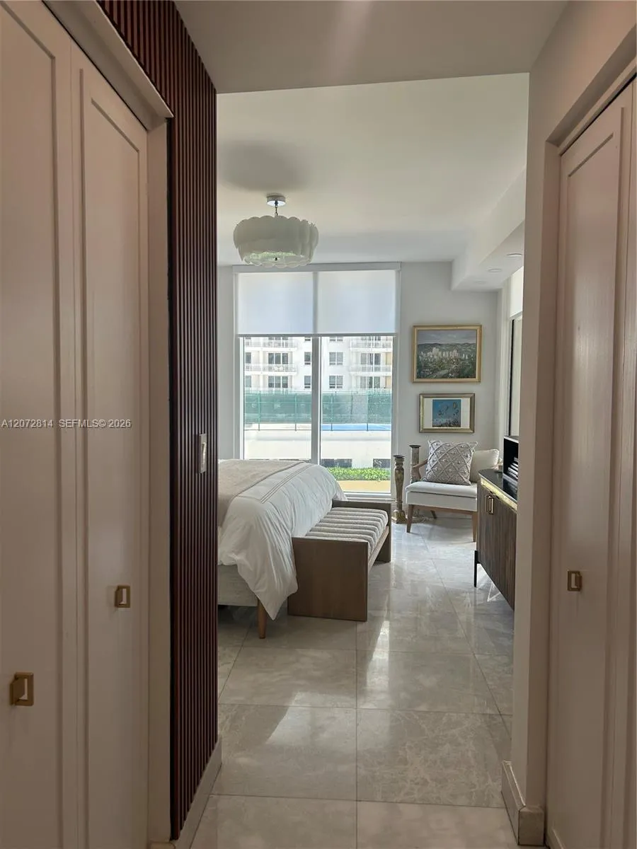 901 Brickell Key Blvd #702 Miami, FL 33131