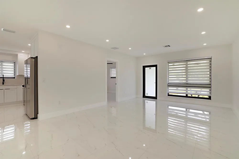 421 FONTANA DRIVE Palm Springs, FL 33461