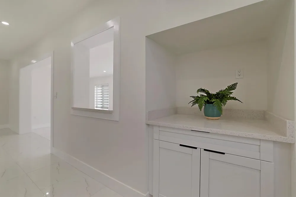 421 FONTANA DRIVE Palm Springs, FL 33461