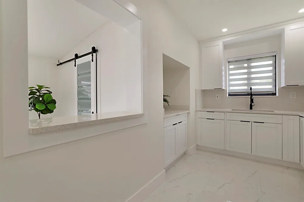 421 FONTANA DRIVE Palm Springs, FL 33461
