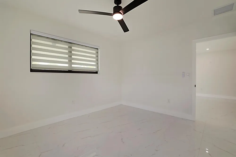 421 FONTANA DRIVE Palm Springs, FL 33461