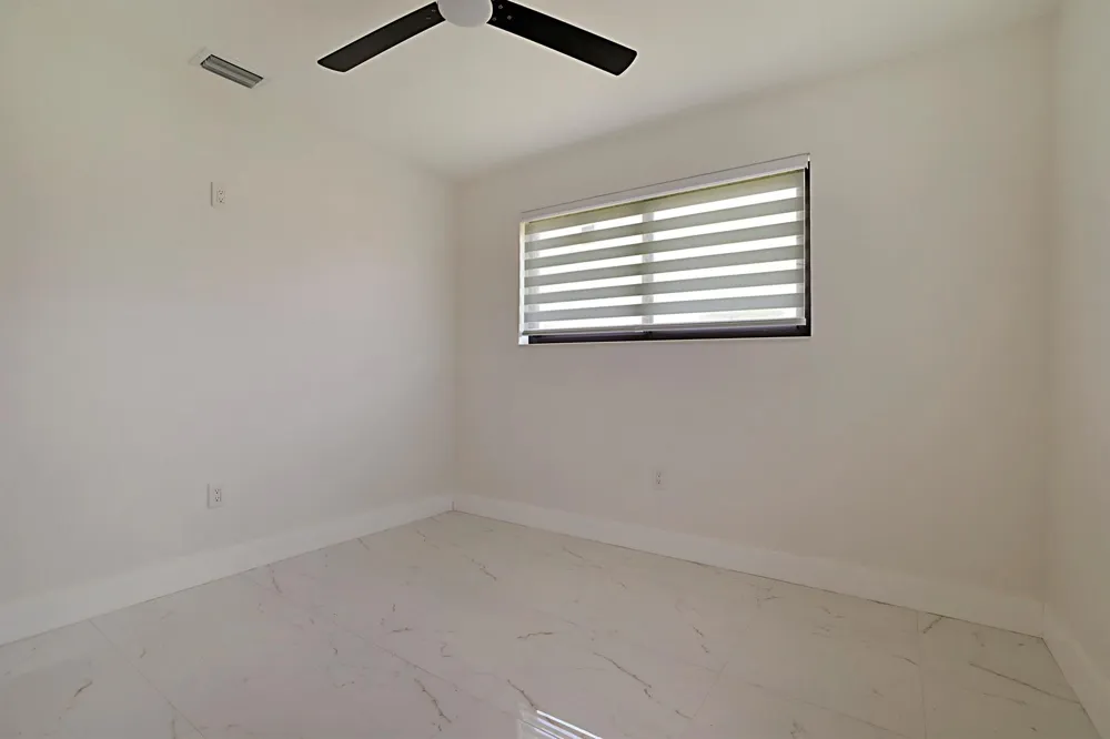 421 FONTANA DRIVE Palm Springs, FL 33461
