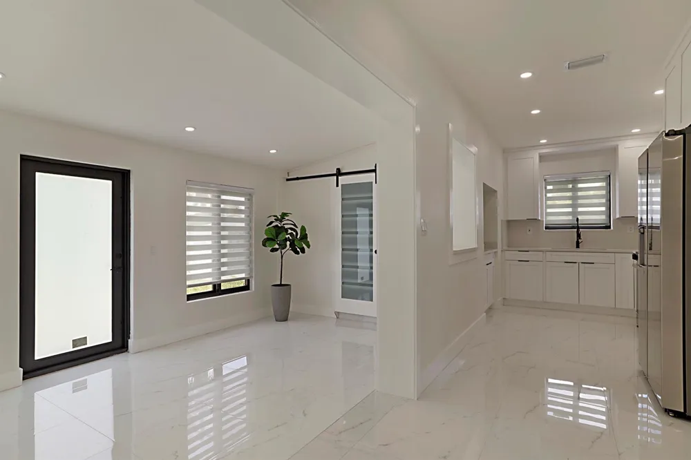 421 FONTANA DRIVE Palm Springs, FL 33461