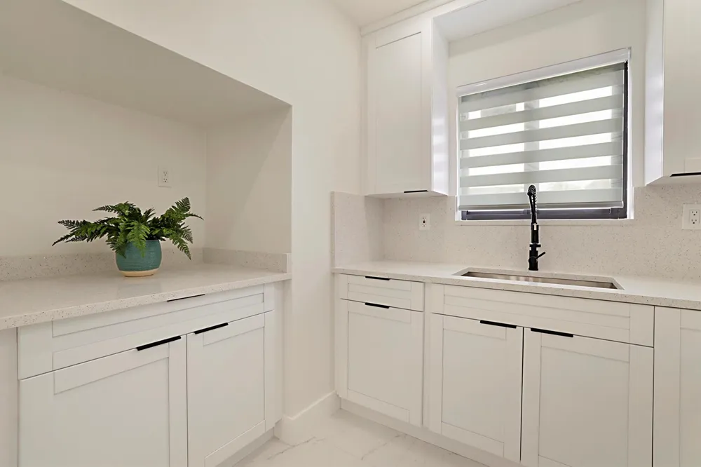 421 FONTANA DRIVE Palm Springs, FL 33461