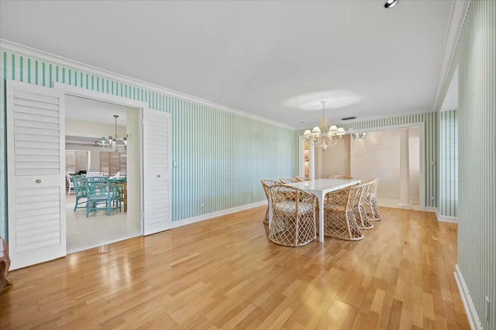1000 Country Club Drive North Palm Beach, FL 33408