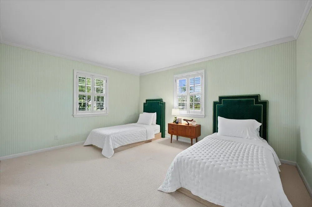1000 Country Club Drive North Palm Beach, FL 33408