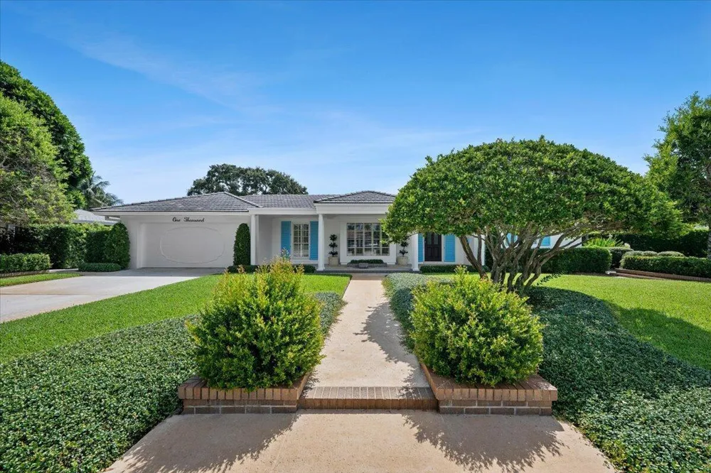 1000 Country Club Drive North Palm Beach, FL 33408
