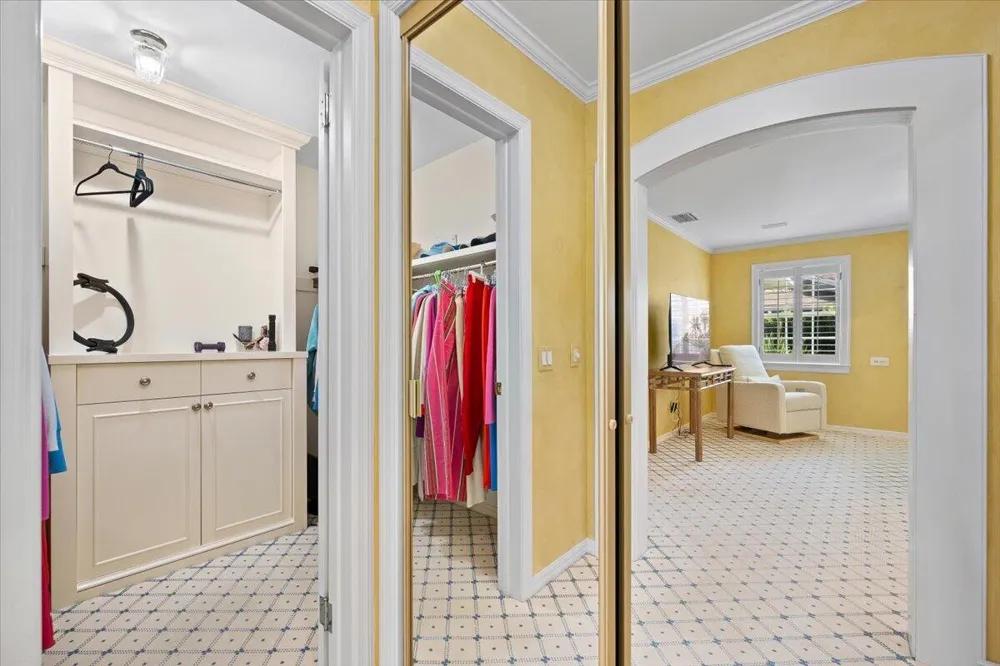 1000 Country Club Drive North Palm Beach, FL 33408