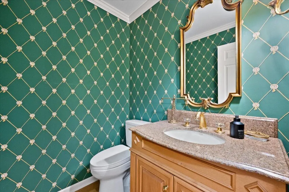 1000 Country Club Drive North Palm Beach, FL 33408