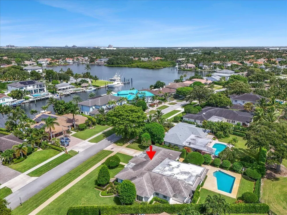 1000 Country Club Drive North Palm Beach, FL 33408