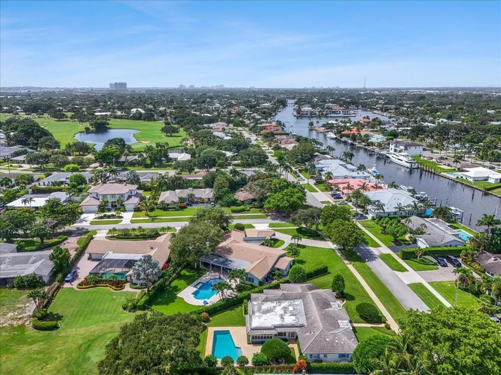 1000 Country Club Drive North Palm Beach, FL 33408