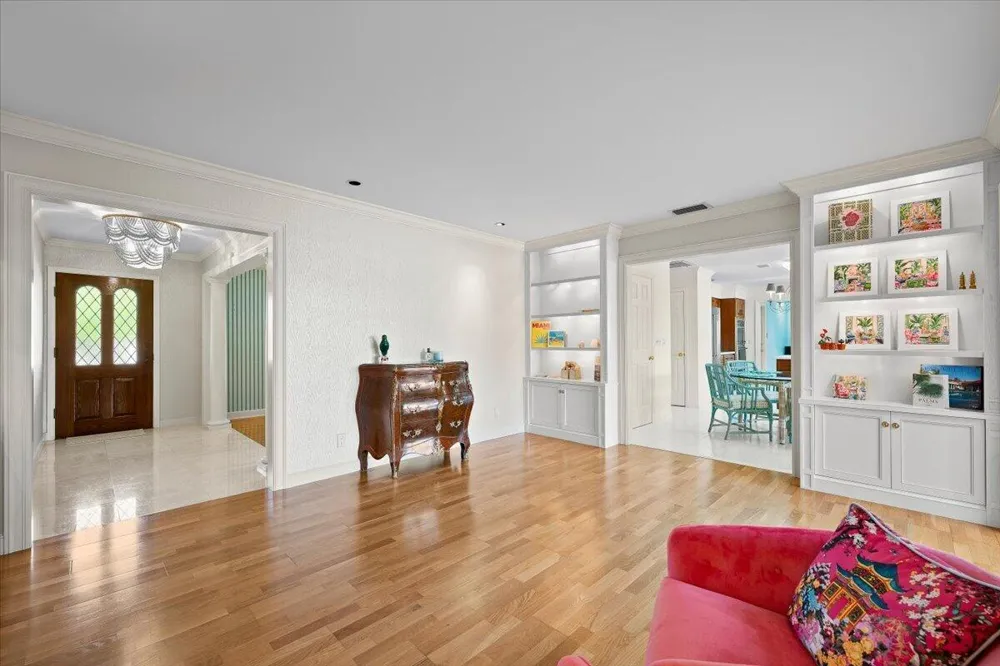 1000 Country Club Drive North Palm Beach, FL 33408