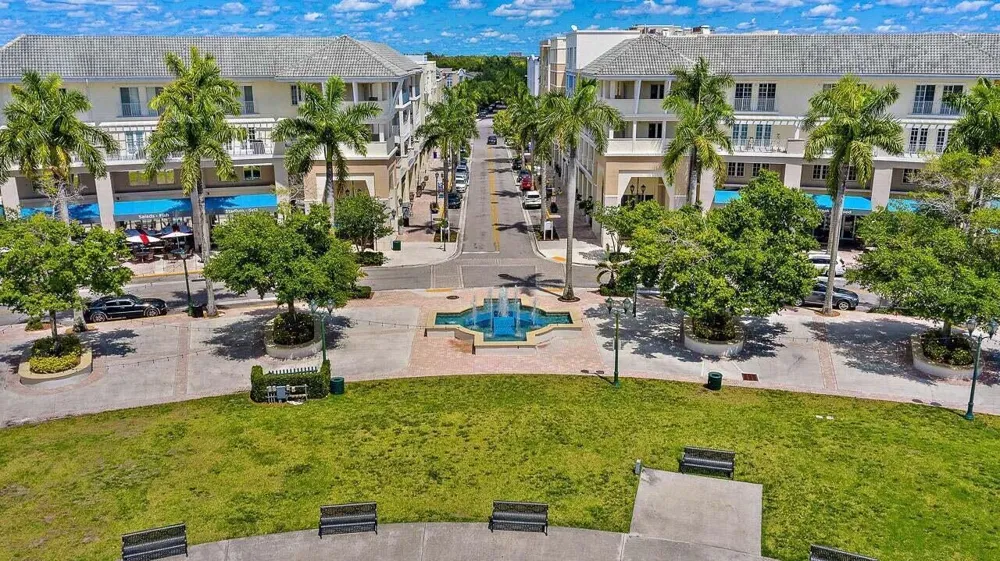 1200 Town Center Drive #425 Jupiter, FL 33458