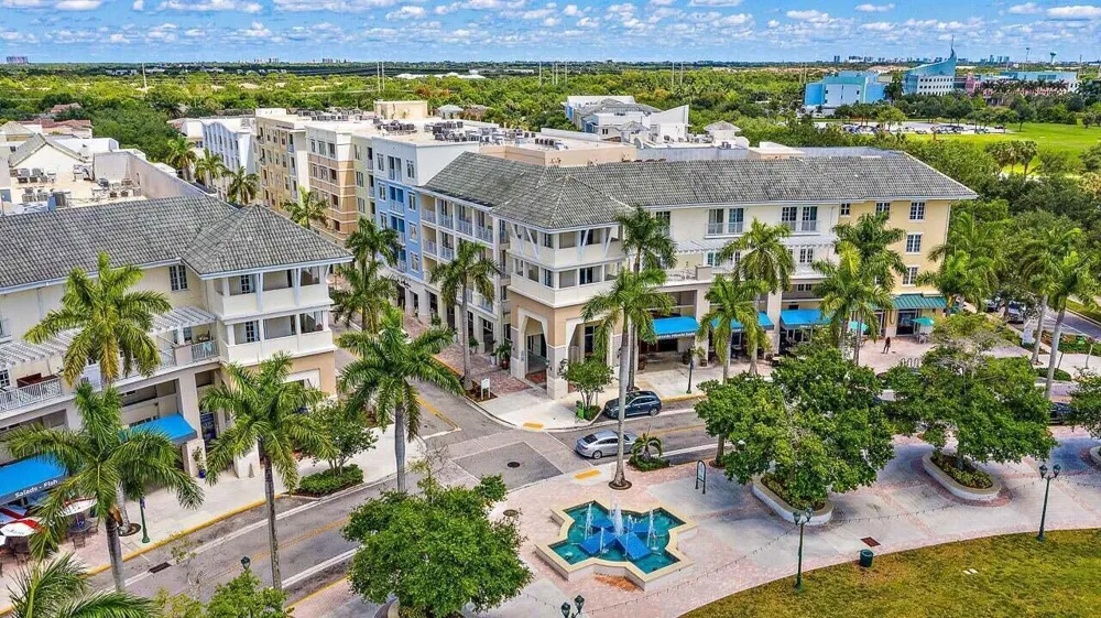 1200 Town Center Drive #425 Jupiter, FL 33458
