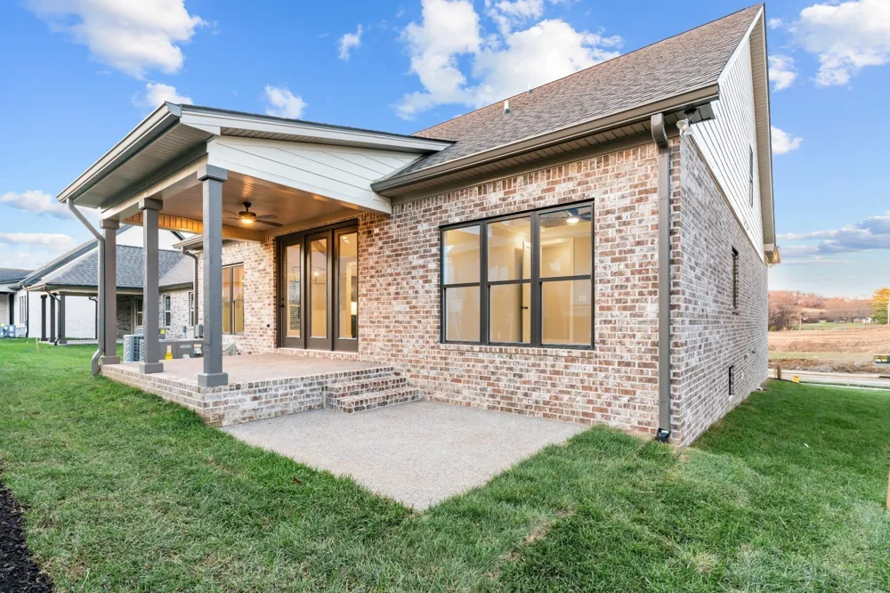 2016 WT Chandler Blvd #83 Gallatin, TN 37066