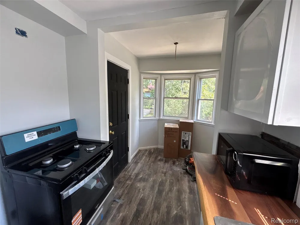 18970 Annchester Road Detroit City, MI 48219